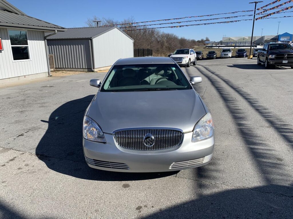 2007 Buick Lucerne CX Sedan 4D
