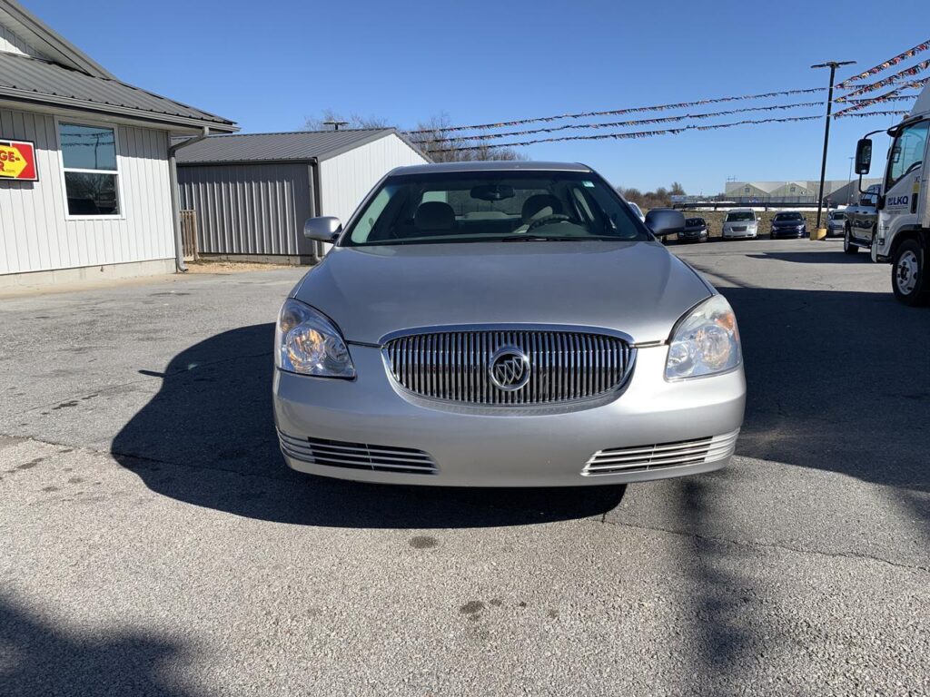 2007 Buick Lucerne CX Sedan 4D