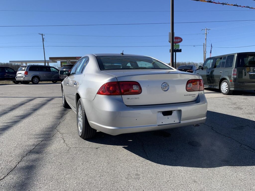 2007 Buick Lucerne CX Sedan 4D