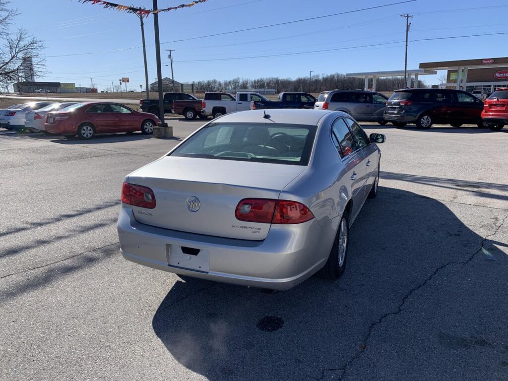 2007 Buick Lucerne CX Sedan 4D