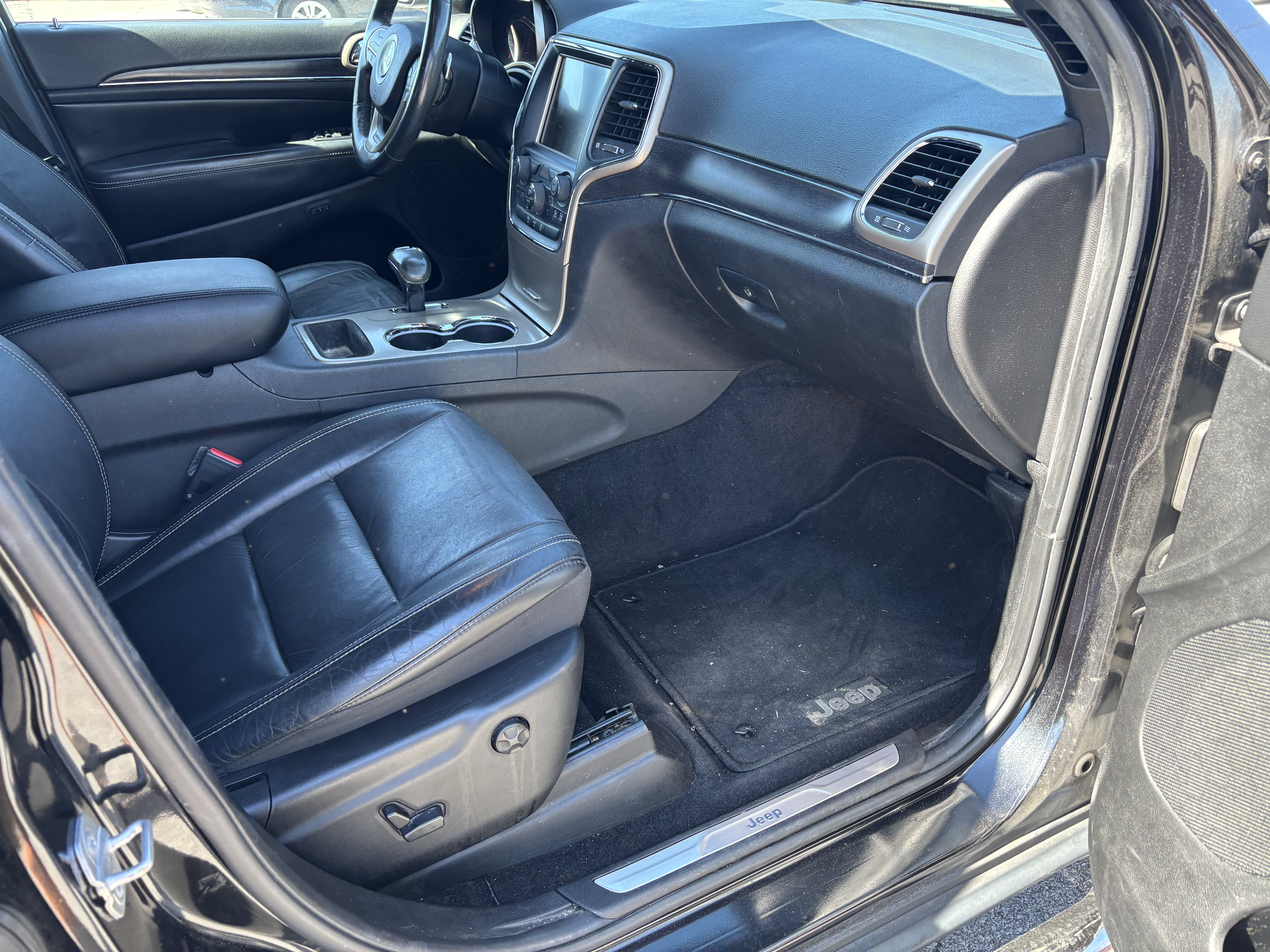 2014 Jeep Grand Cherokee Limited - Photo 23