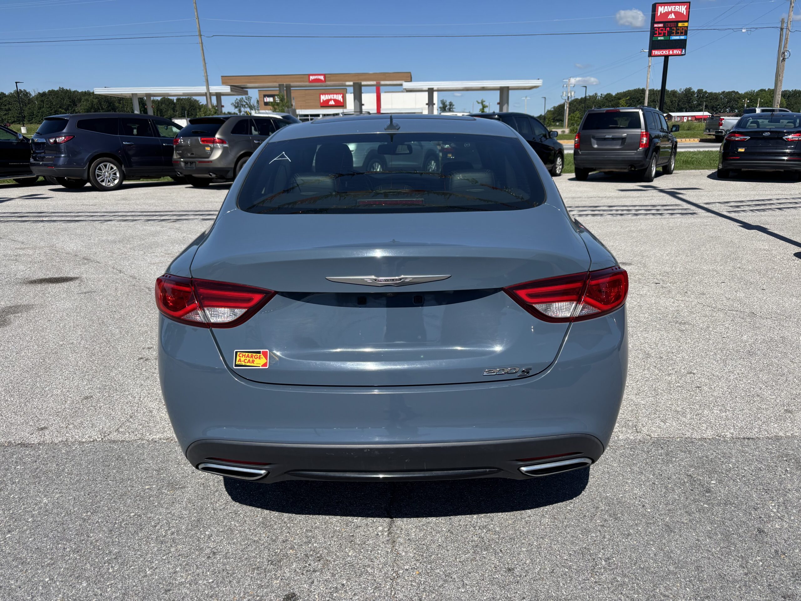 2015 Chrysler 200 S - Photo 8