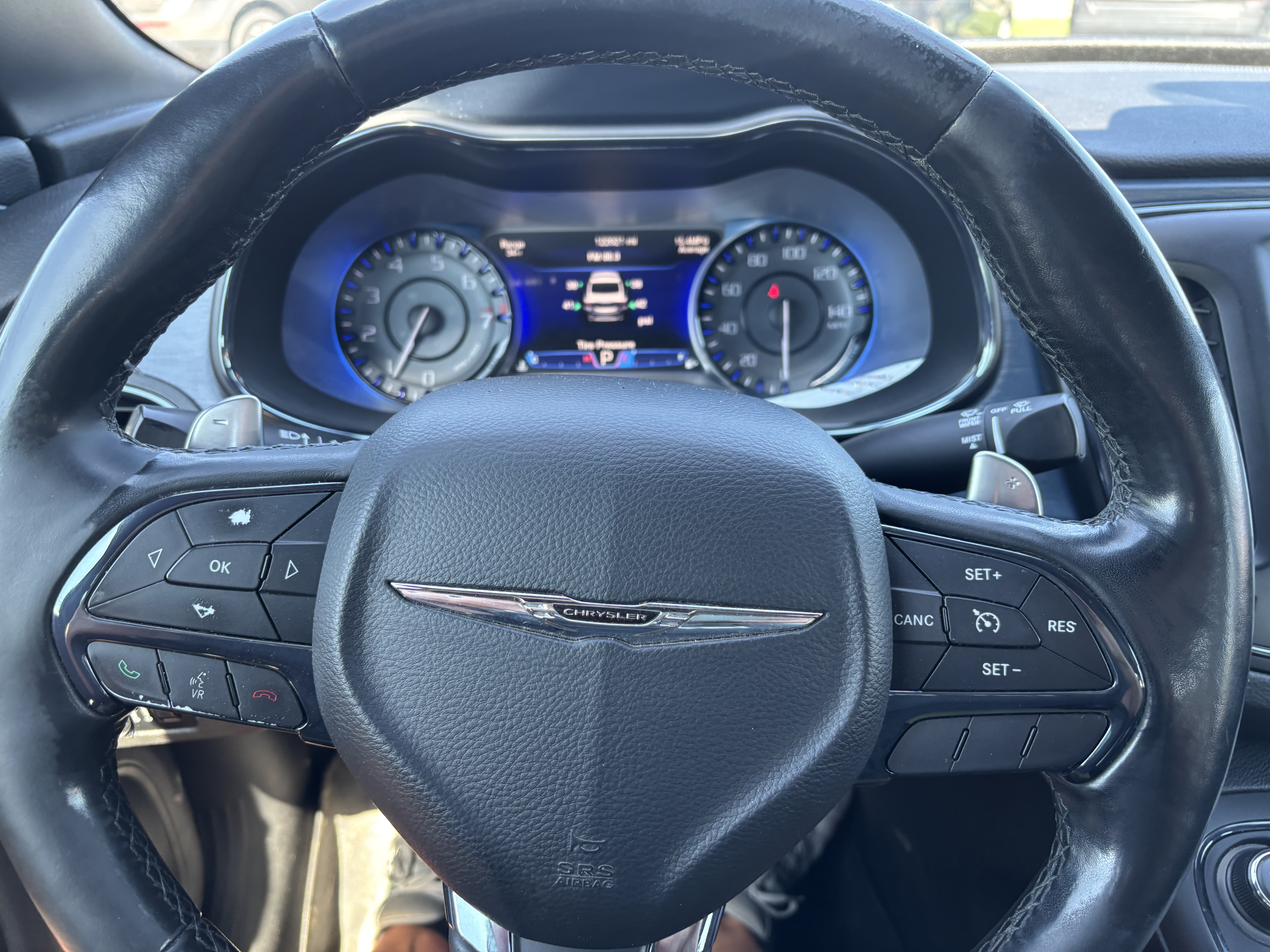 2015 Chrysler 200 S - Photo 29