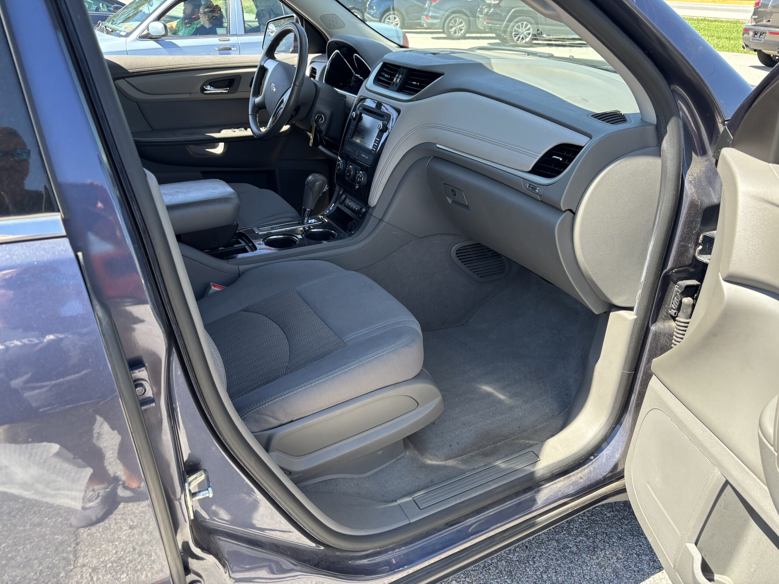 2014 Chevrolet Traverse 1LT - Photo 9