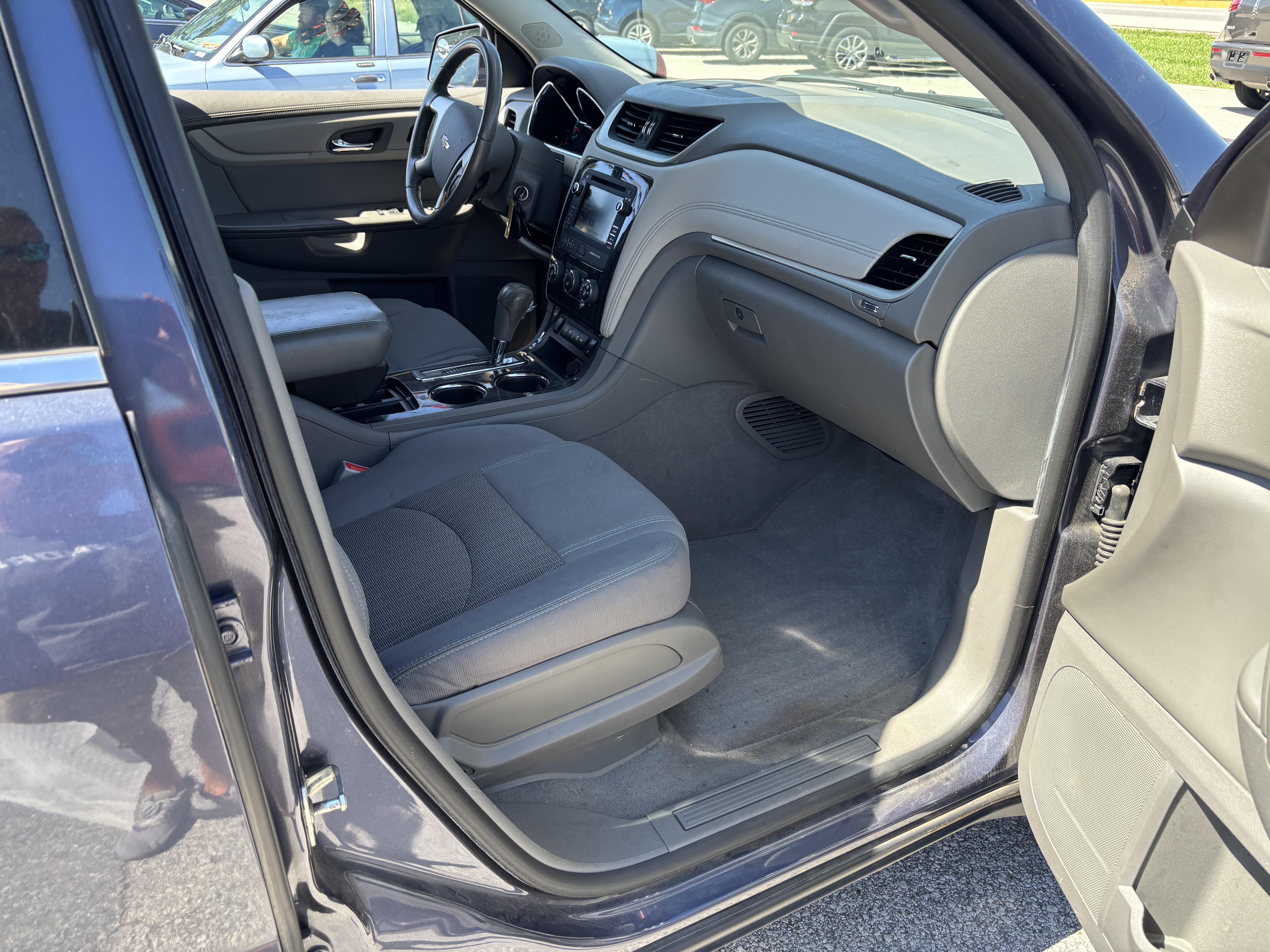 2014 Chevrolet Traverse 1LT - Photo 27