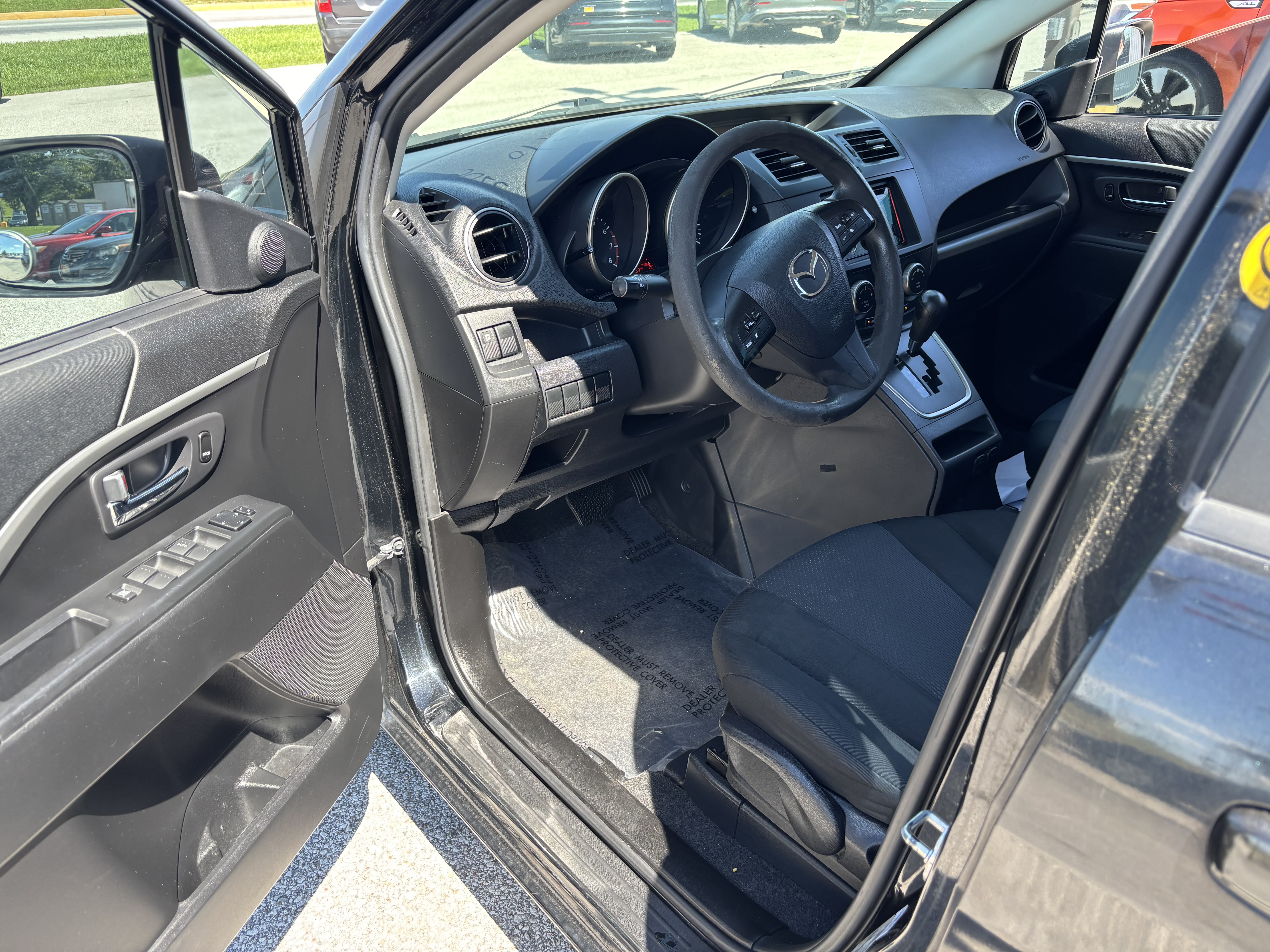 2014 Mazda MAZDA5 Sport - Photo 20