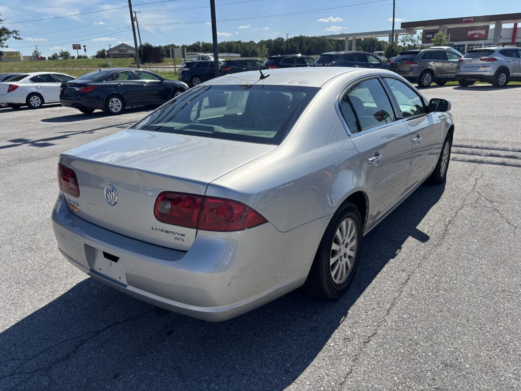 2007 Buick Lucerne CX Sedan 4D