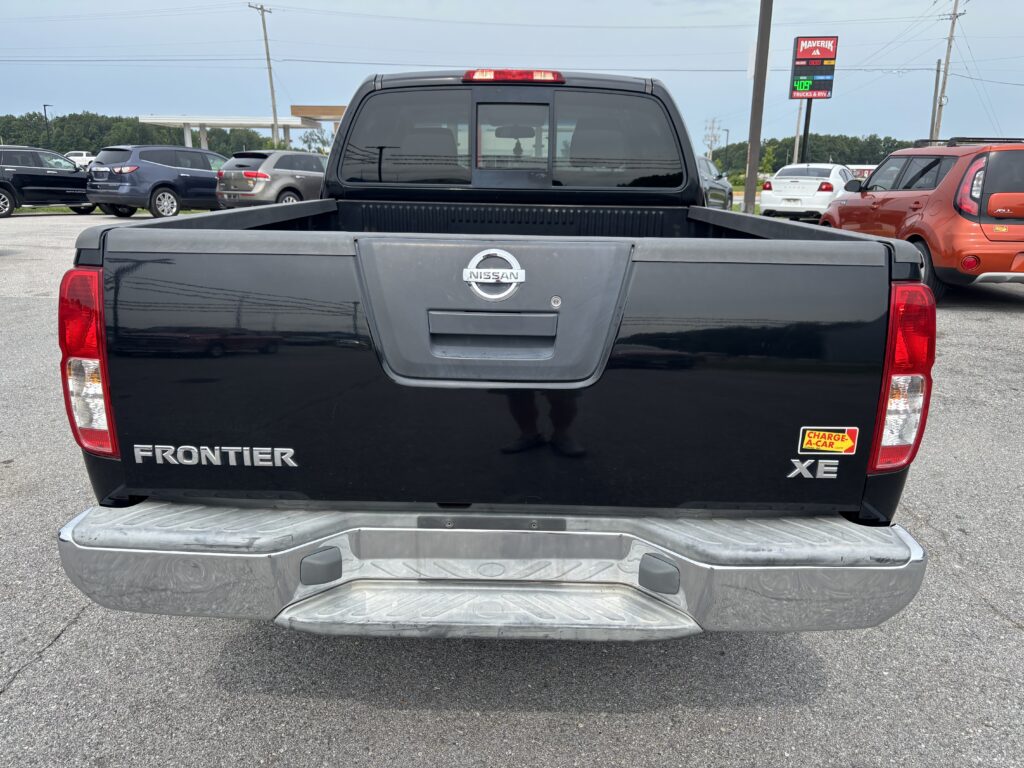 2005 Nissan Frontier King Cab XE Pickup 2D 6 ft