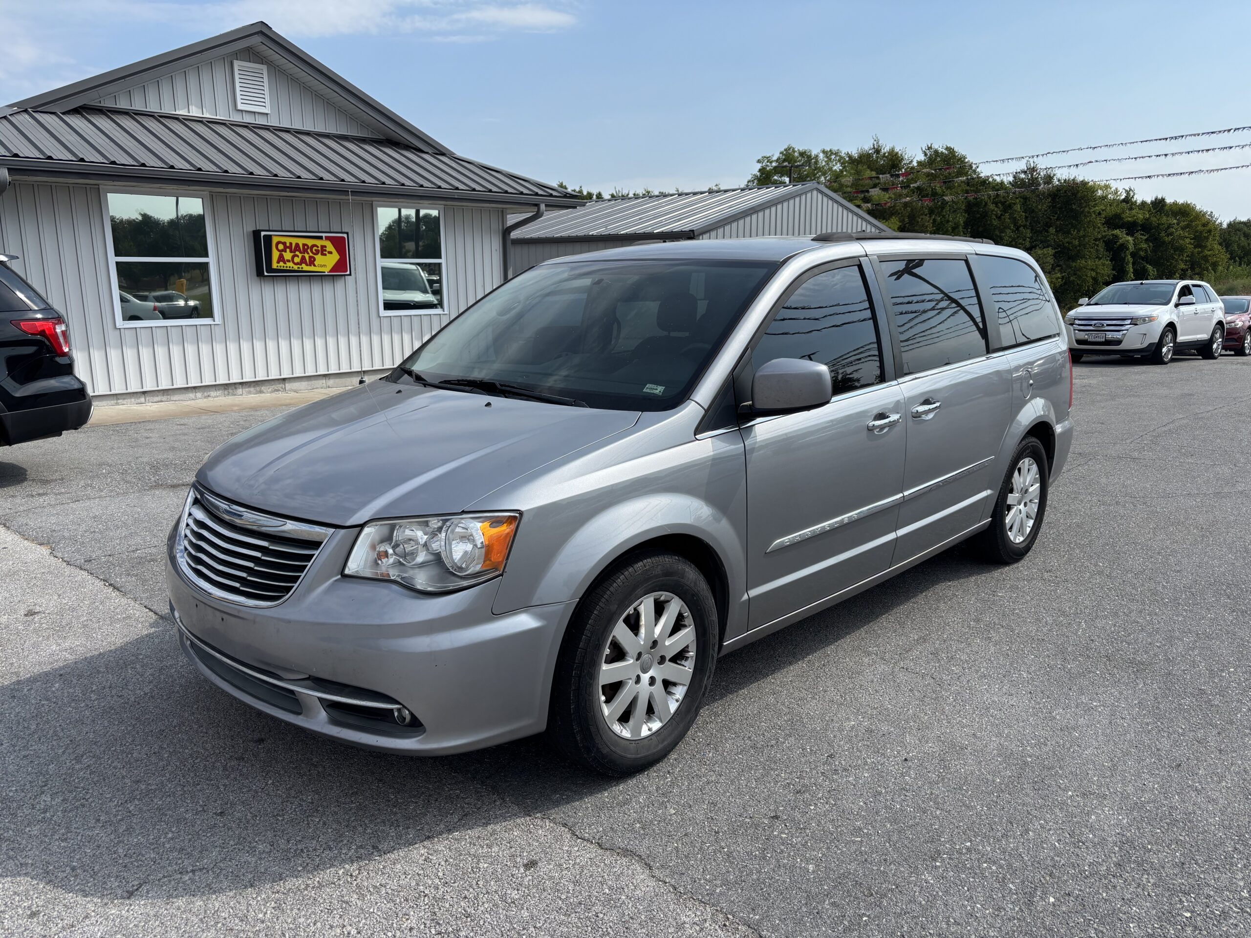 2016 Chrysler Town & Country Touring